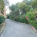 T2 Climatise Avec Terrasse, Port Santa Lucia A 2 Min Сен-Рафаель