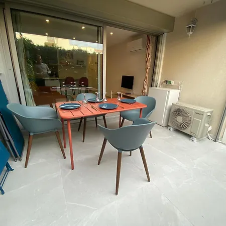 Διαμέρισμα T2 Climatise Avec Terrasse, Port Santa Lucia A 2 Min