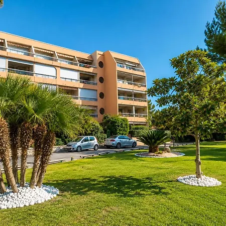 T2 Climatise Avec Terrasse, Port Santa Lucia A 2 Min * Saint-Raphaël