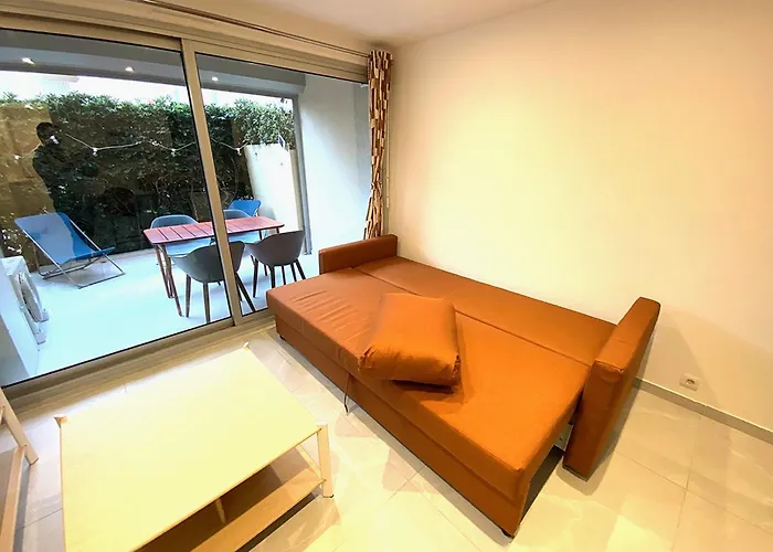 Apartamento T2 Climatise Terrasse Port Santa Lucia 2 Min *